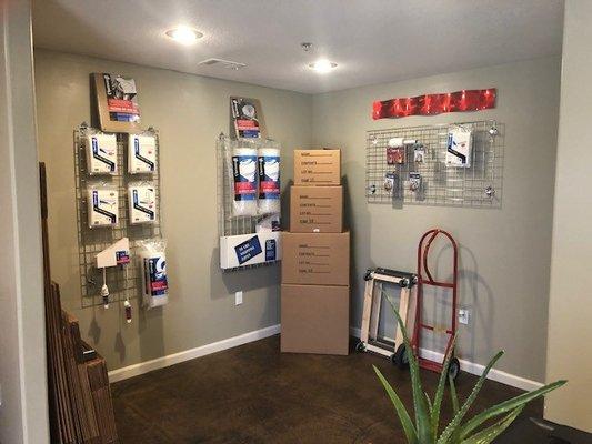 Your Extra Closet - Valley View - Southwest Drive - Moving Supplies