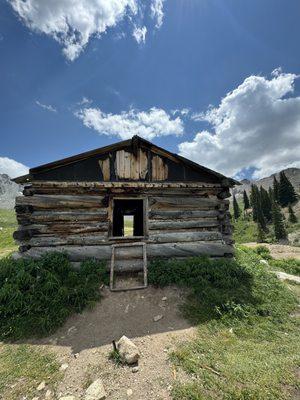 Mayflower Gulch Trail