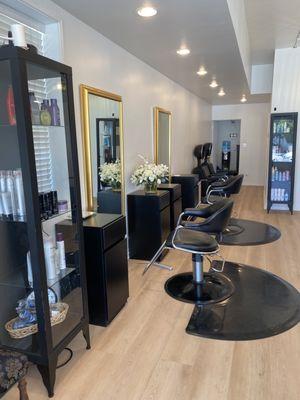 Anavlis Hair Salon