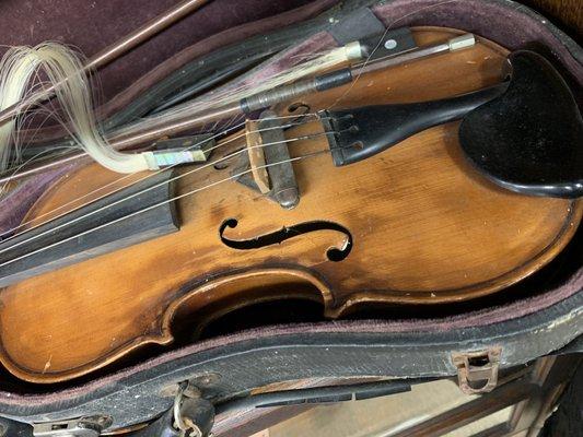 Stradivarius violin