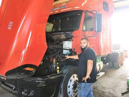 Diesel Mechanic Technician Ricardo