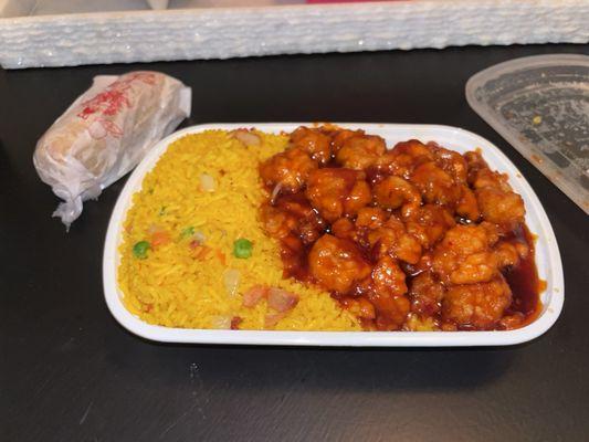 General Tso's Chicken, fried rice, and an Pork Egg Roll