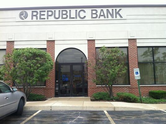 East side of business reads "Republic Bank" but is NOT a bank entrance.