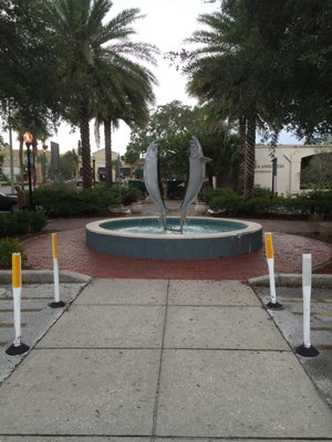 Beautiful fountain in front of the Library with its namesake, the Tarpon.