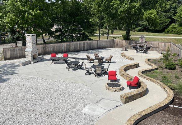 Outdoor Living by Memphis Pool