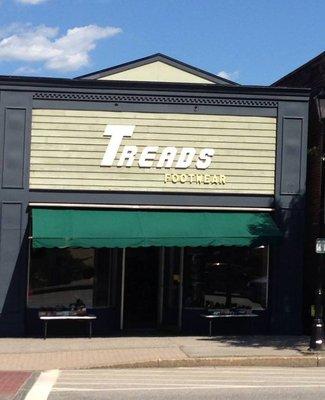 Treads Footwear store front.