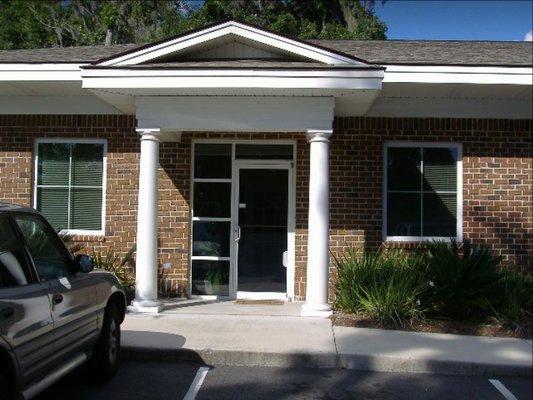 Front Of the Building - Pathway Counseling of Savannah