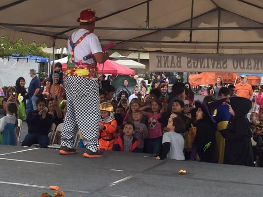 Entertaining the crowd at Antelope Crossing Spooktacular 2015