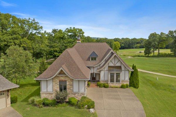 Gorgeous geo-thermal home on golf course