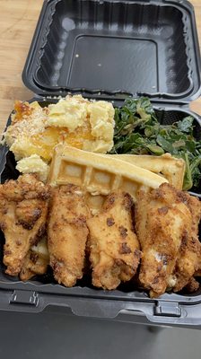 3 Pc. Mama's Meal - Chicken & Waffles, Mac'n'cheese, Collard Greens