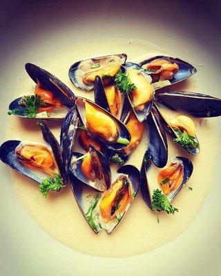 Unos deliciosos mejillones al vino blanco