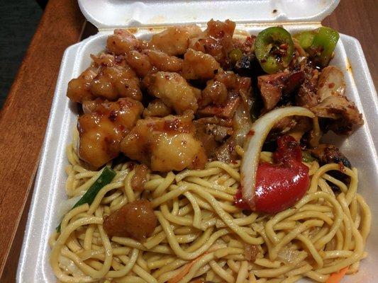 On the left is kick something chicken and on the right is jalapeno chicken lo mein noodles.