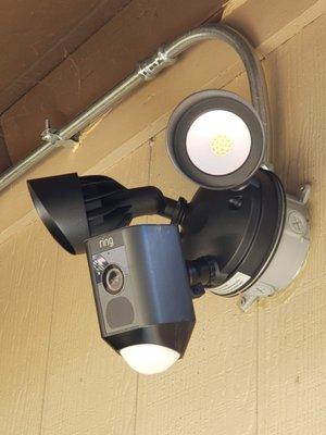 Ring Floodlight with a weatherproof Mount