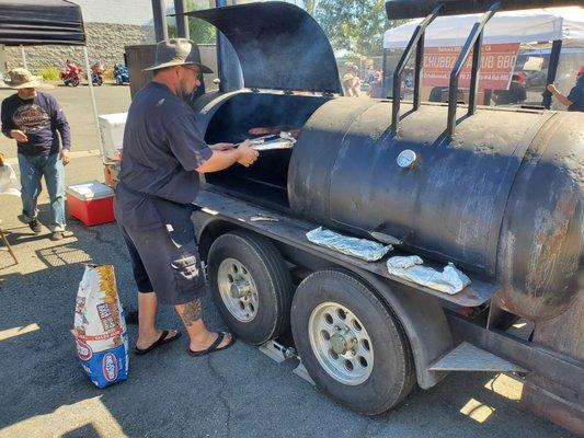 Larry's Smokin' BBQ