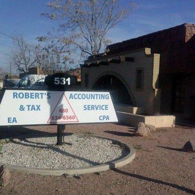 Robert's Accounting & Tax  Service