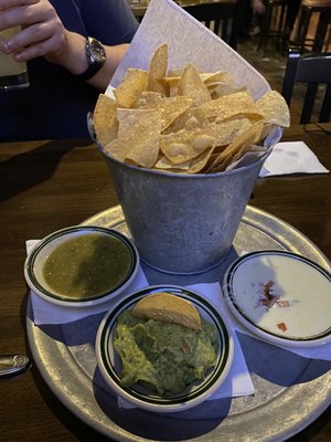 Tres dips! (Spicy salsa verde, guacamole, and queso blanco)