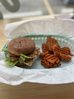 Salmon burger Clean Eatz Burger Sweet Potato Fries