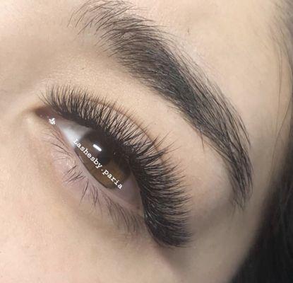 Hybrid eyelash extension