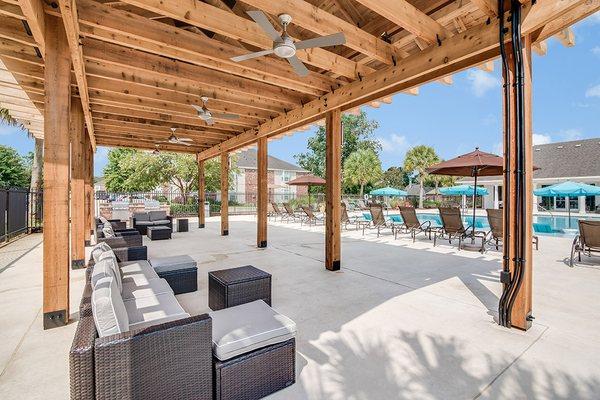 RESORT-STYLE POOL WITH OUTDOOR SHOWERS