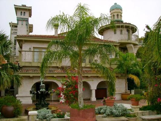 Services are held in the Villa Antonia Chapel