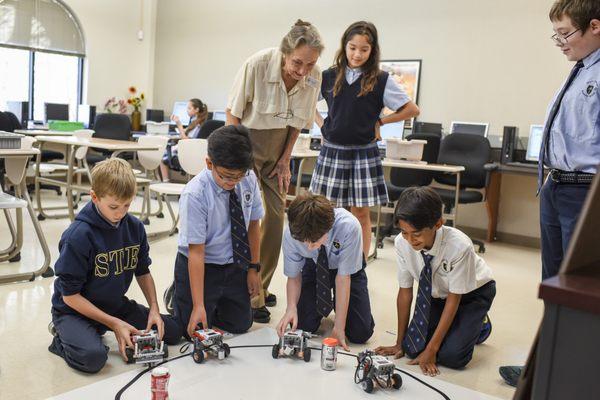 Middle School robotics class