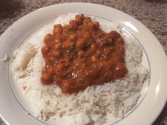 Chana Masala to-go on a plate :) my boyfriend loves this meal and it is vegetarian.