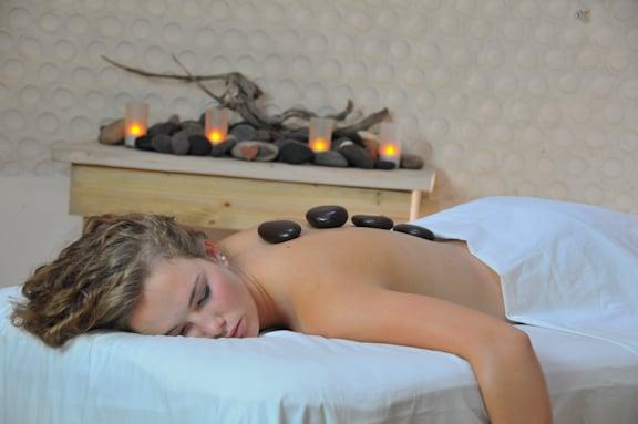 Stones Massage