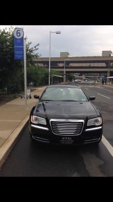 Black Chrysler 300 2014