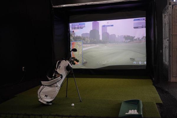 Golf simulator