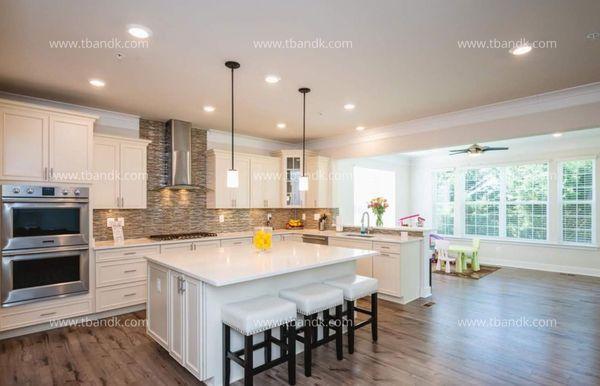 Create memories in a kitchen that's both beautiful and functional! Ready for your dream remodel?  #KitchenInspo #HomeDesign #RemodelingMa