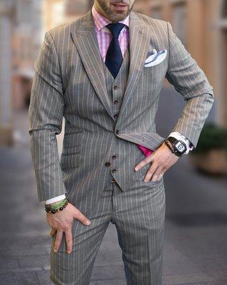 Bespoke suit - the Wayne style