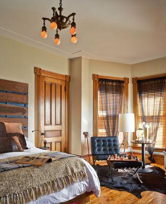 A Burlington Top Place to Stay - Book Now: Made INN Vermont B&B
 'Top  Place to Stay'- Ex-Airbnb Host,  Linda is offering her 1881 Victorian