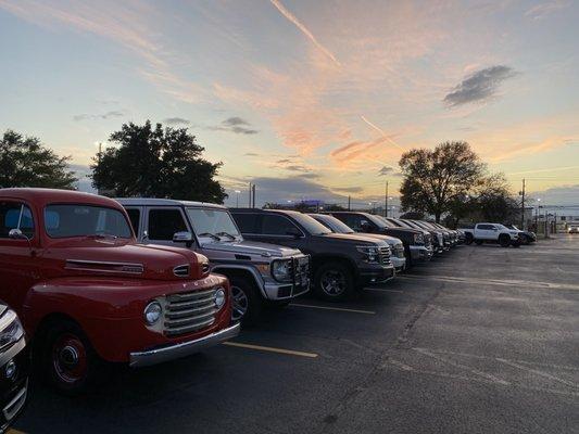 Got my car detailed here and the sky looked amazing leaving the lot!!