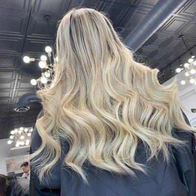 Weft extensions+ a full foil= perfection!