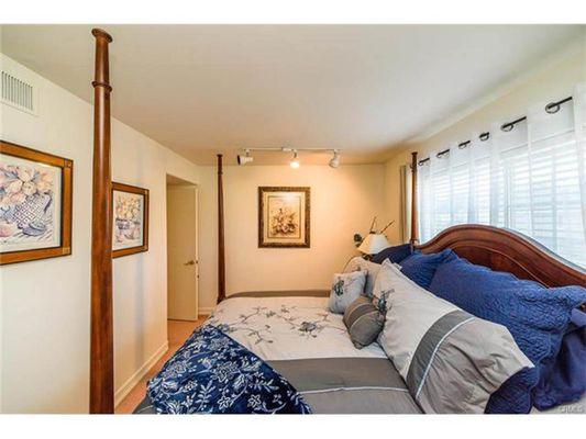 Bedroom - Mission Viejo Executive Inpatient Rehab - Couples Rehab