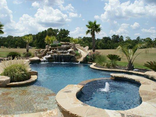 If you are looking for a beautifully built custom swimming pool near Longview, Blue Canyon Poolscape Concepts LLC has the exp...