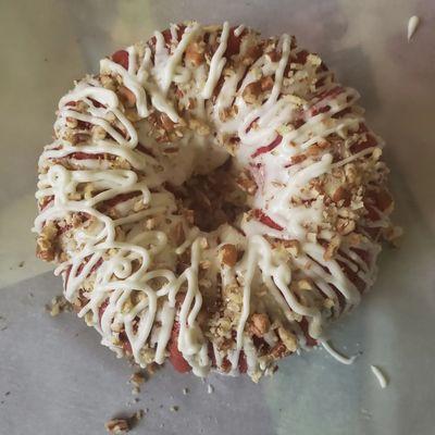 Red velvet mini bundt cake