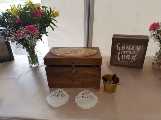 Custom Wedding Memory Box - Stained Poplar box with grain matched sides, Figured Maple emblem with epoxy inlay, satin finish.