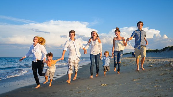 Fun family beach portraits