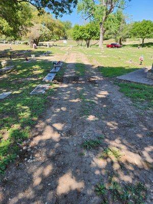 A road over Veterans burial plots