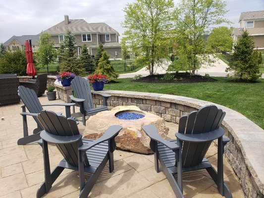 Stamped Patio, Seating Wall, Fireboulder