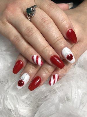 Holiday Nails done by Tina