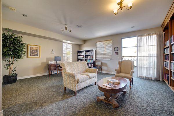 Pacifica Senior Living Bonita is conveniently located at 3434 Bonita Rd, Chula Vista, CA 91910. Offering Assisted living & Memory care.