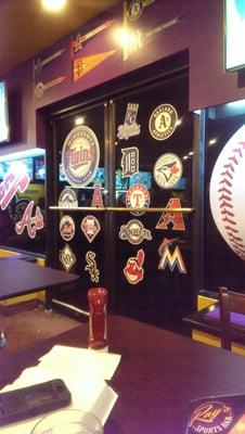 Ray's Sports Bar