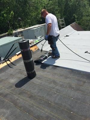 This roof was was the perfect fit for this business. Needed something with longevity and at a reasonable expense.