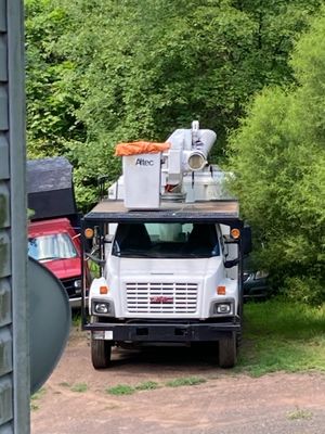 Bucket truck service