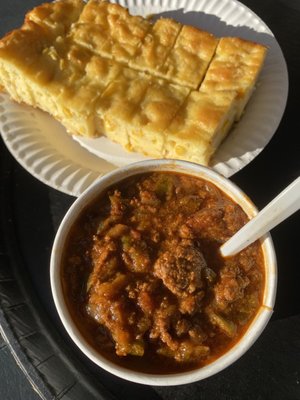 Chili (16 oz. Cup) and Uncle G's Famous Cornbread