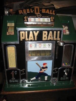 1930's Reel-O-Ball Play Ball Baseball Slot Machine