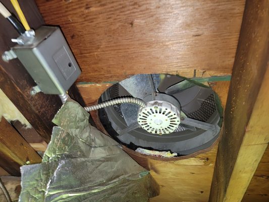 An inoperative attic fan can lead to poor ventilation.