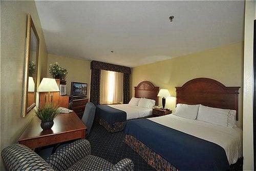 Holiday Inn Express Bemidji